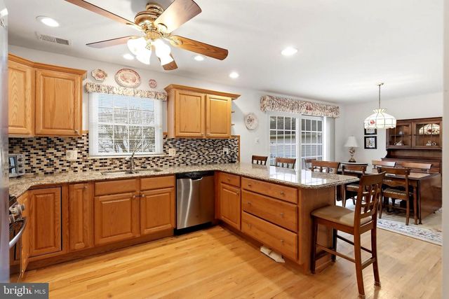 11 E 17TH ST, Long Beach, NJ 08008