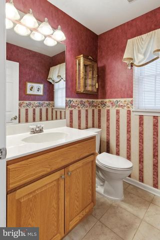 11 E 17TH ST, Long Beach, NJ 08008