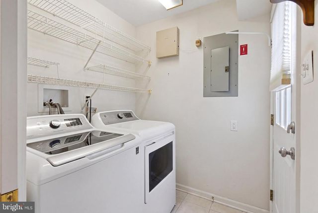 11 E 17TH ST, Long Beach, NJ 08008