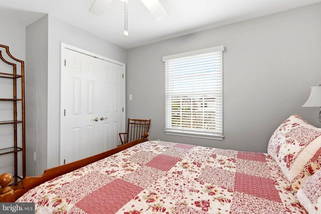 11 E 17TH ST, Long Beach, NJ 08008