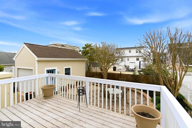 11 E 17TH ST, Long Beach, NJ 08008