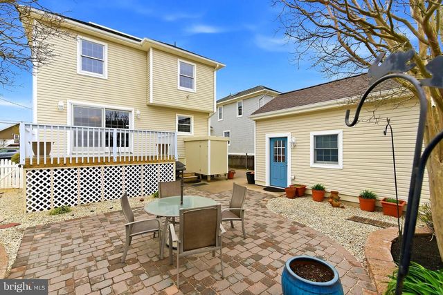 11 E 17TH ST, Long Beach, NJ 08008