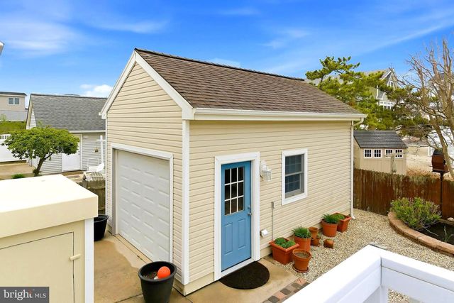 11 E 17TH ST, Long Beach, NJ 08008