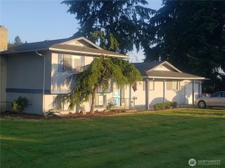 11072 Peacock Lane, Burlington, WA 98233
