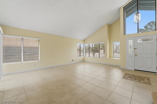 4752 Hackamore Drive, Las Vegas, NV 89103