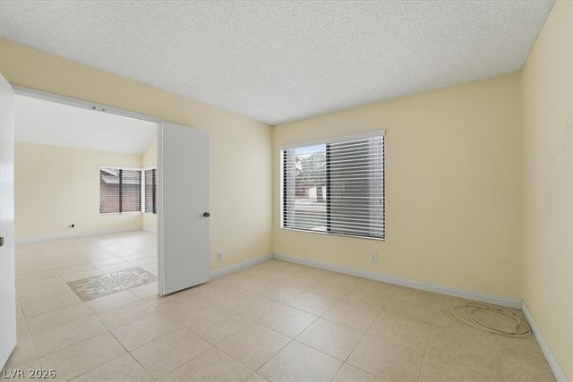 4752 Hackamore Drive, Las Vegas, NV 89103