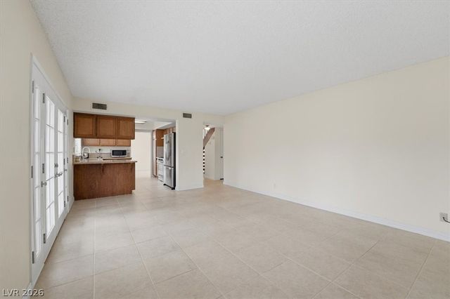 4752 Hackamore Drive, Las Vegas, NV 89103