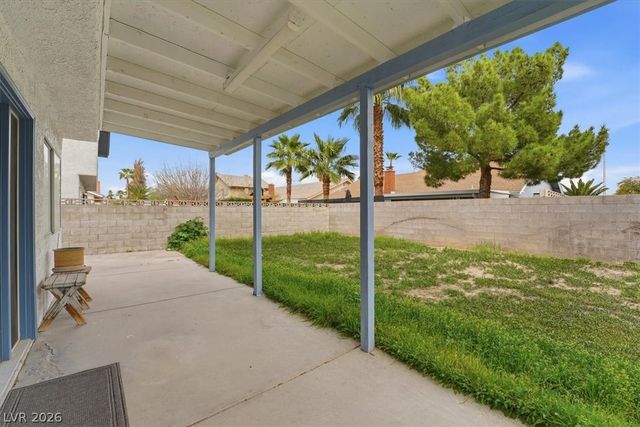 4752 Hackamore Drive, Las Vegas, NV 89103