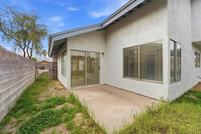 4752 Hackamore Drive, Las Vegas, NV 89103