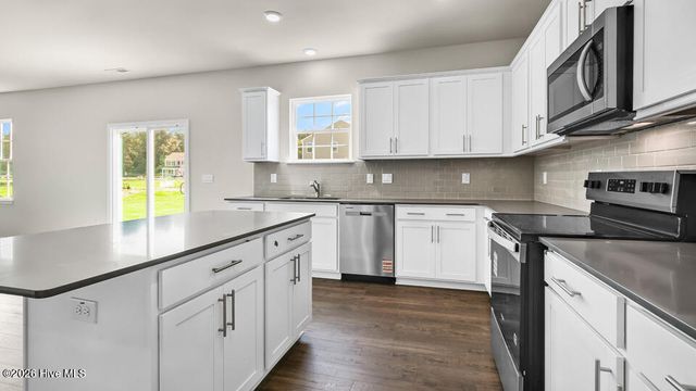 1126 Shoreline Drive, Vass, NC 28394