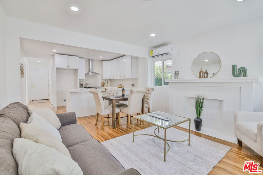 4328 Brighton Avenue, Los Angeles, CA 90062 — photo 2