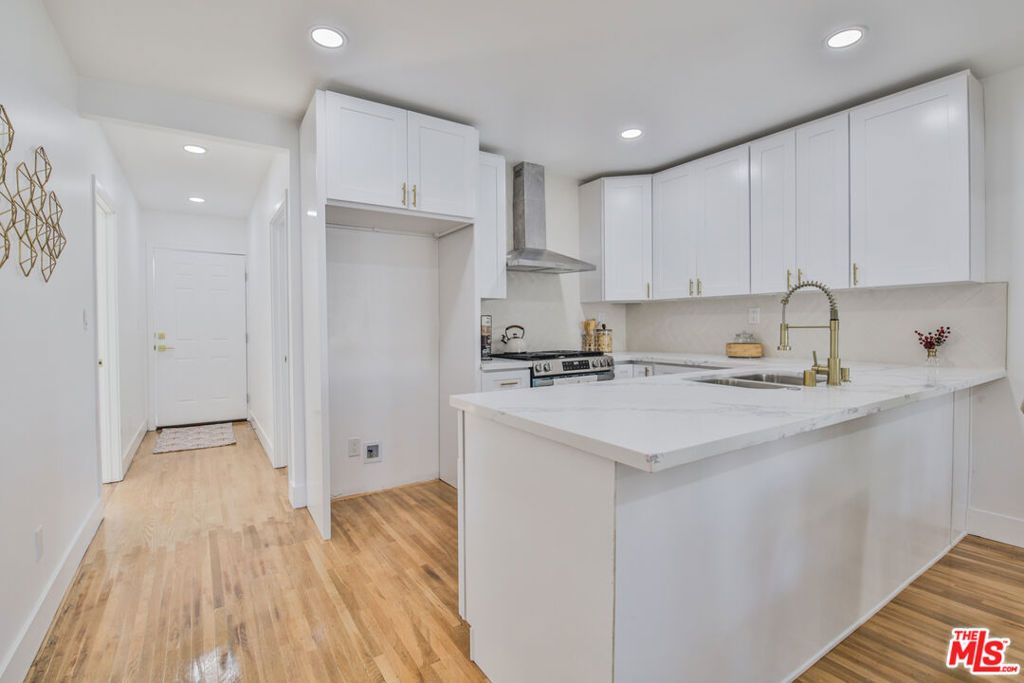4328 Brighton Avenue, Los Angeles, CA 90062 — photo 5