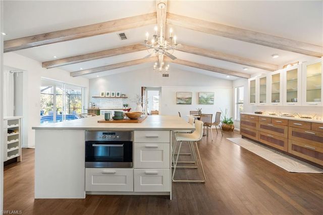 1216 SE 2nd ST, Cape Coral, FL 33990