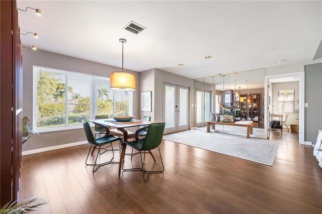 1216 SE 2nd ST, Cape Coral, FL 33990