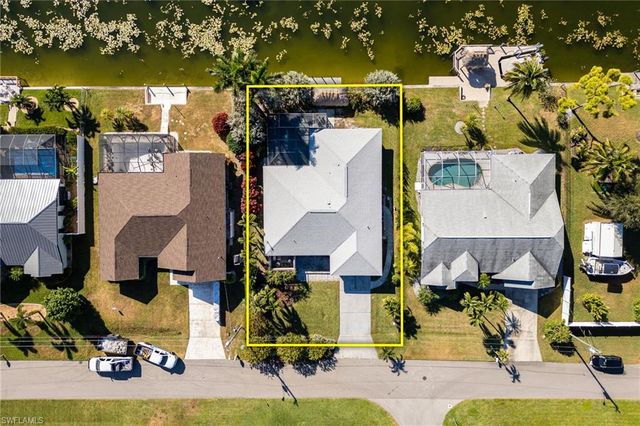 1216 SE 2nd ST, Cape Coral, FL 33990