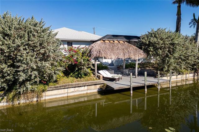 1216 SE 2nd ST, Cape Coral, FL 33990