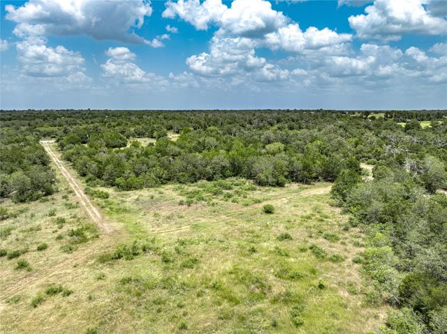 5850 Brown Road, Flatonia, TX 78941