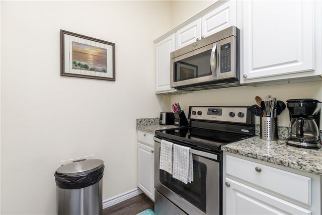 14904 Village Beach Dr, Corpus Christi, TX 78418