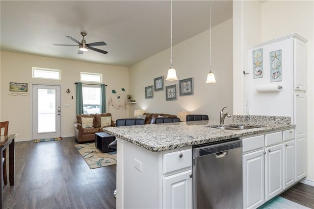 14904 Village Beach Dr, Corpus Christi, TX 78418