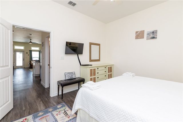 14904 Village Beach Dr, Corpus Christi, TX 78418