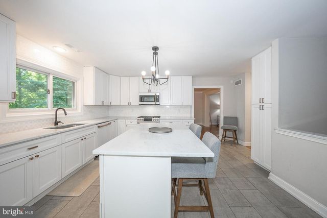 1551 WASHINGTON LN, Jenkintown, PA 19046
