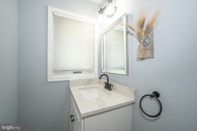 1551 WASHINGTON LN, Jenkintown, PA 19046
