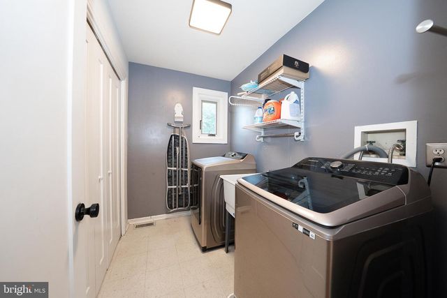 1551 WASHINGTON LN, Jenkintown, PA 19046