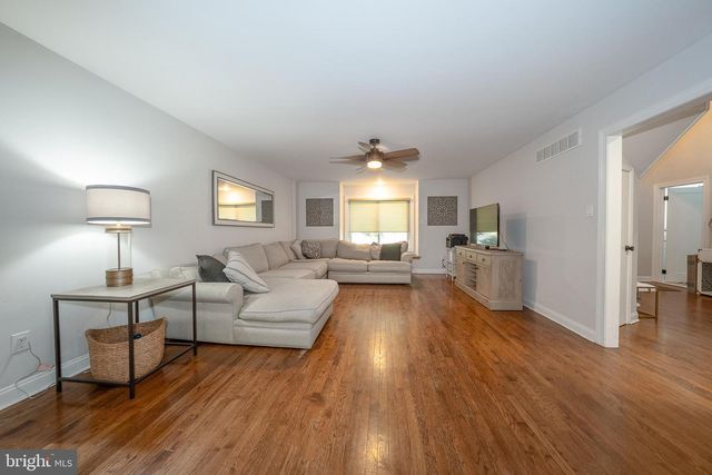 1551 WASHINGTON LN, Jenkintown, PA 19046