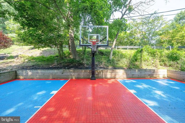 1551 WASHINGTON LN, Jenkintown, PA 19046