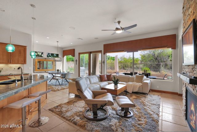 6781 E WHISPERING MESQUITE Trail, Scottsdale, AZ 85266