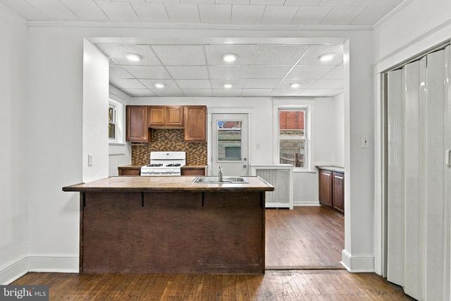 832 N RESERVOIR ST, Lancaster, PA 17602