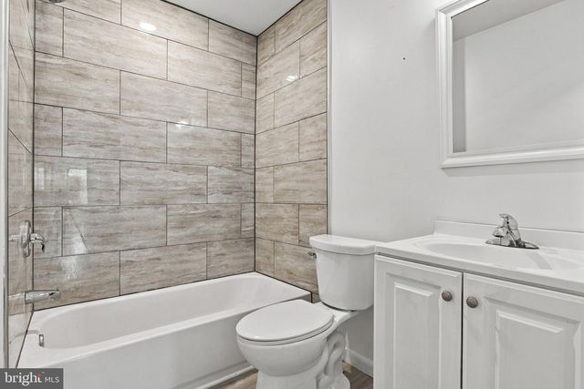 832 N RESERVOIR ST, Lancaster, PA 17602
