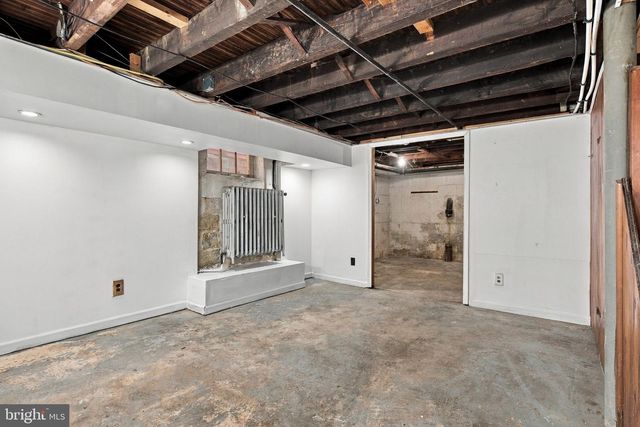 832 N RESERVOIR ST, Lancaster, PA 17602