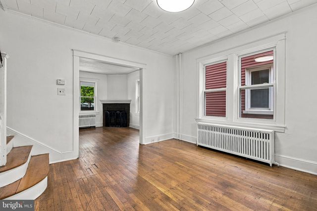 832 N RESERVOIR ST, Lancaster, PA 17602