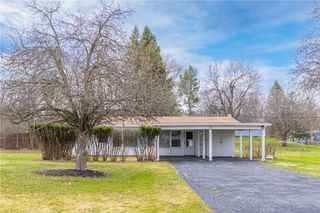 199 Castle Road, Henrietta, NY 14623