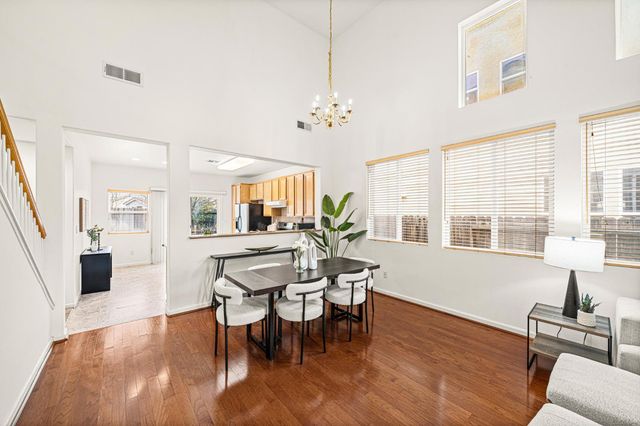 10071 Tuzza Ct, Elk Grove, CA 95757