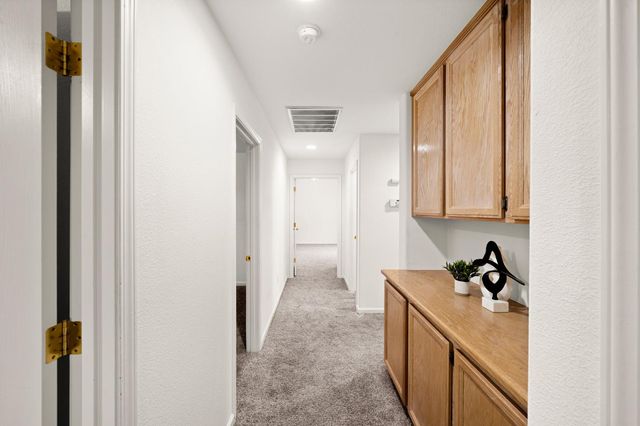 10071 Tuzza Ct, Elk Grove, CA 95757