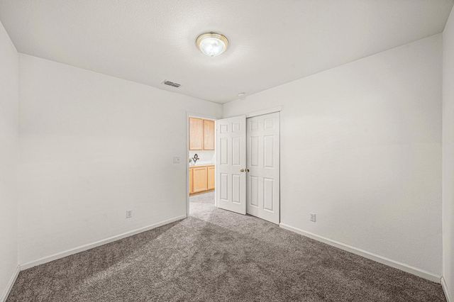 10071 Tuzza Ct, Elk Grove, CA 95757