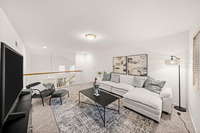 10071 Tuzza Ct, Elk Grove, CA 95757