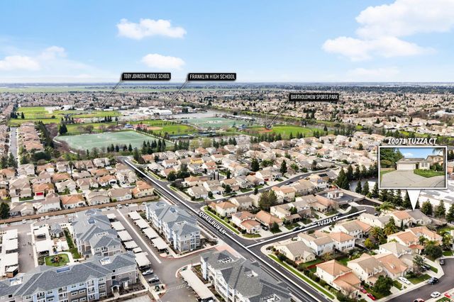 10071 Tuzza Ct, Elk Grove, CA 95757