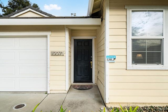 10071 Tuzza Ct, Elk Grove, CA 95757