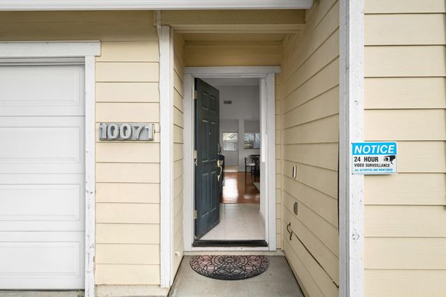 10071 Tuzza Ct, Elk Grove, CA 95757