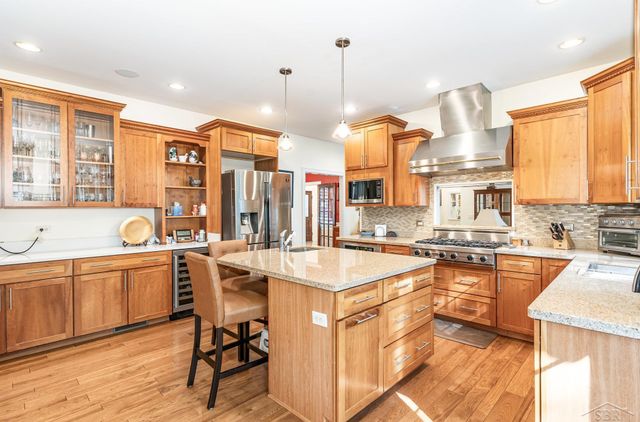 4270 Pebble Creek Court, Saginaw, MI 48603