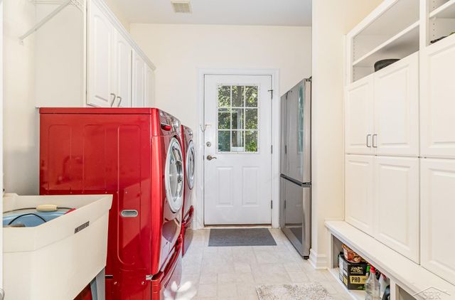 4270 Pebble Creek Court, Saginaw, MI 48603