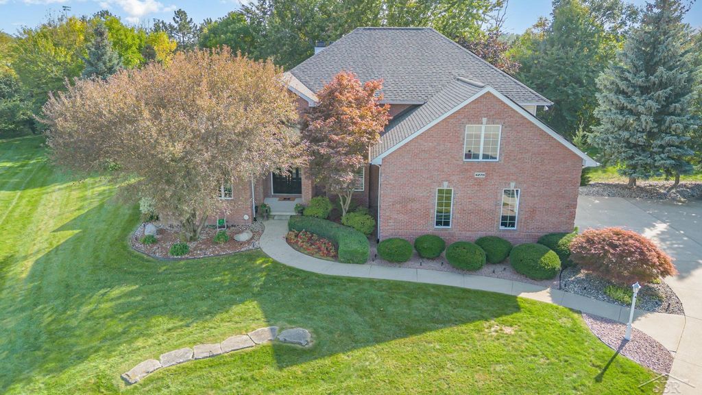 4270 Pebble Creek Court, Saginaw, MI 48603