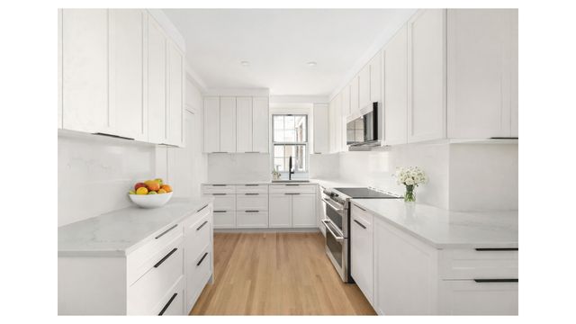 410 E 57TH Street 1CD, New York City, NY 10022