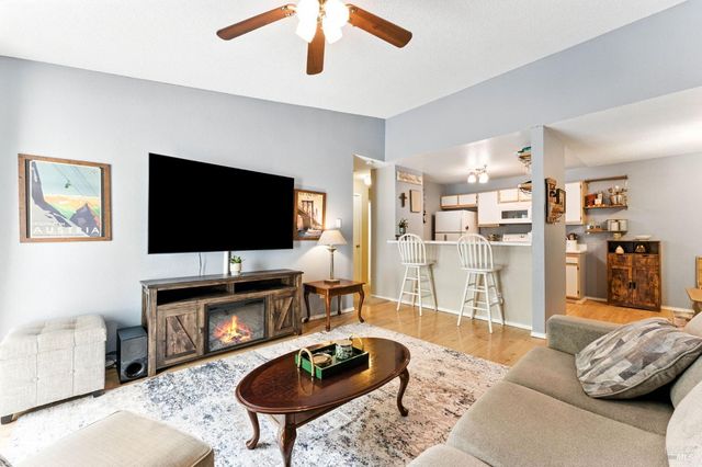 1201 Glen Cove Pkwy #1714, Vallejo, CA 94591