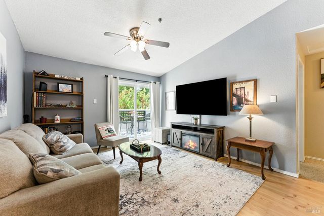 1201 Glen Cove Pkwy #1714, Vallejo, CA 94591