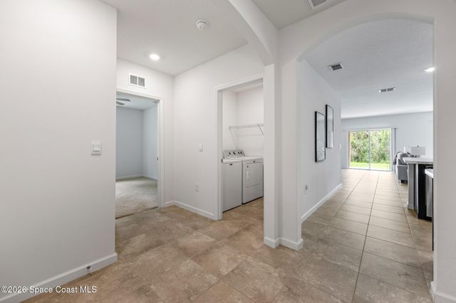 335 Calcutta Avenue NW, Palm Bay, FL 32907