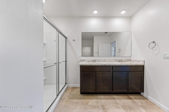 335 Calcutta Avenue NW, Palm Bay, FL 32907